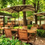 Заведение с лятна градина в София | MOTTO Bar & Food